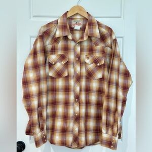 Vintage Wrangler Pearl Snap Closure Size XL Plaid